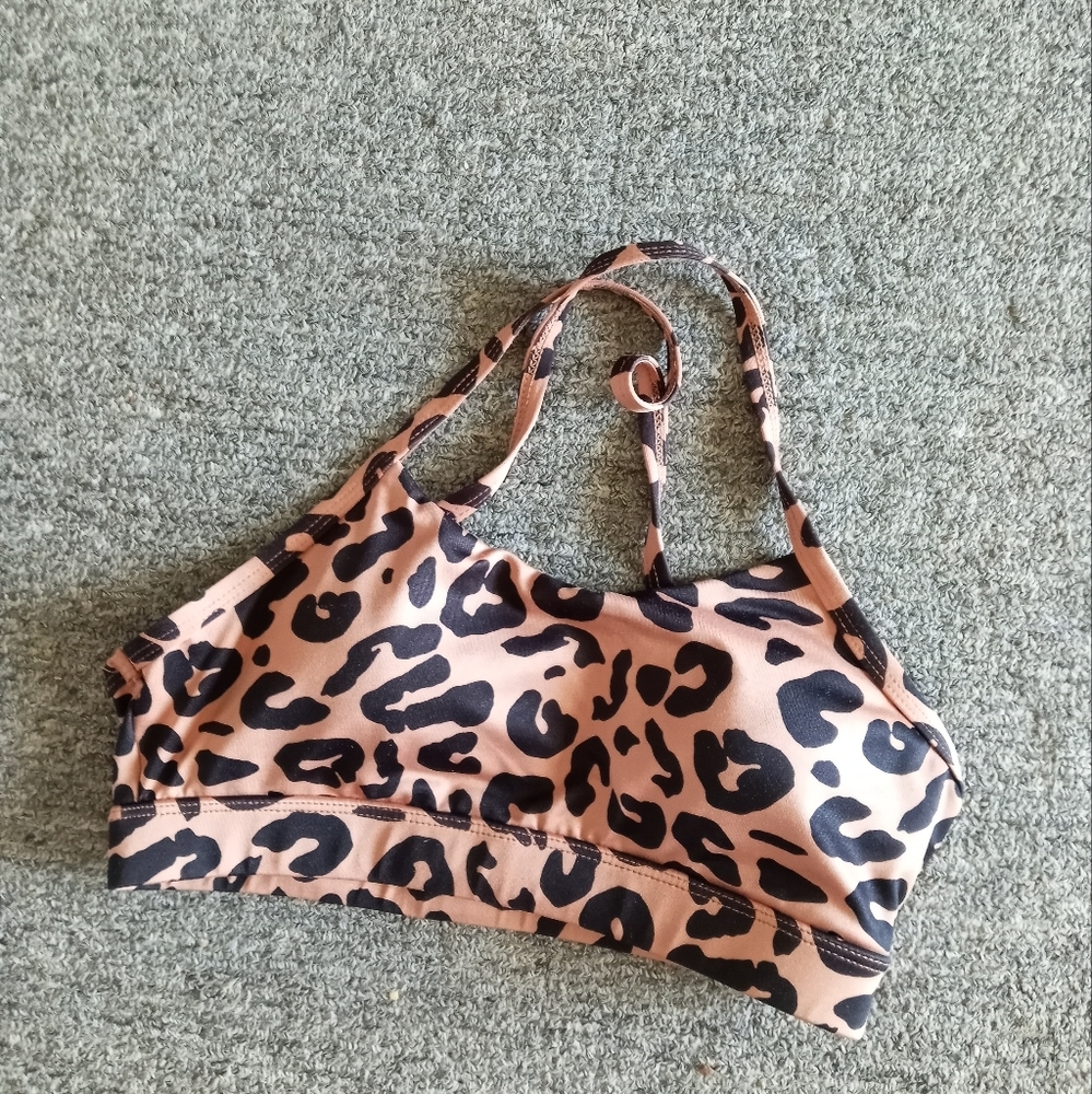 Leopard print sports bra size small new